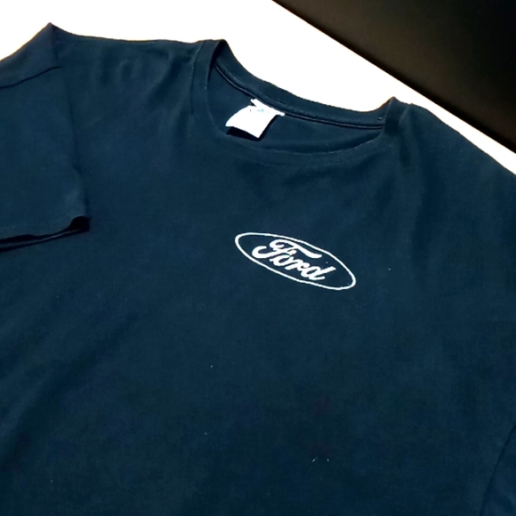 Ford Logo Short Sleeve Graphic Tee - Picture 2 of 6